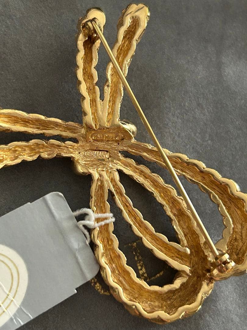 Christian Dior クリスチャンディオール　vintage ブローチ