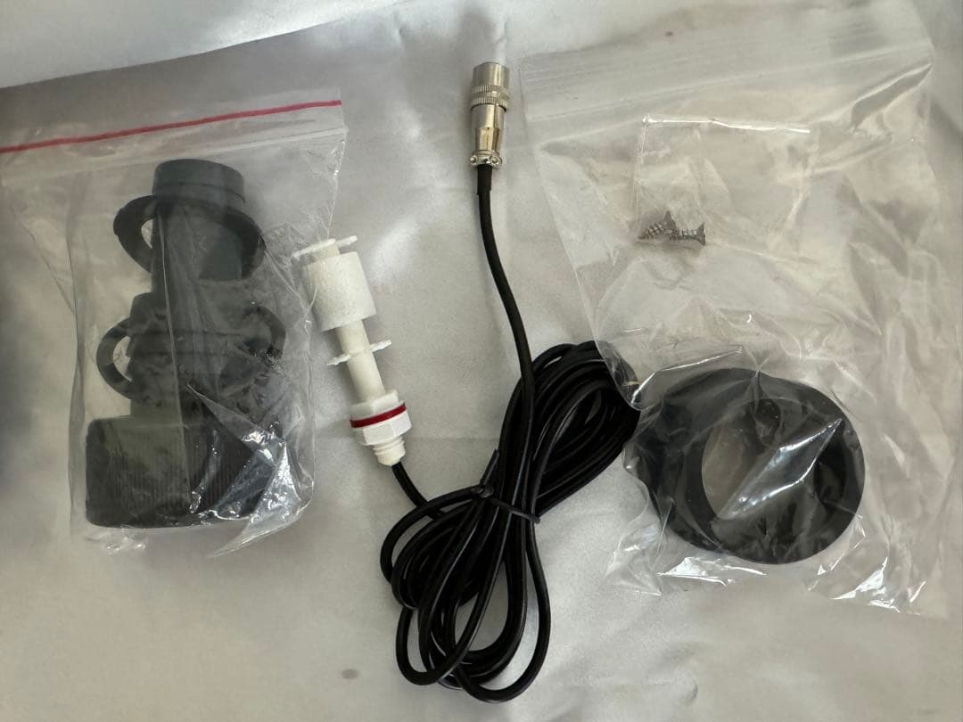 OCTO VarioS 6 循環ポンプ　オクト　reefer170配管付