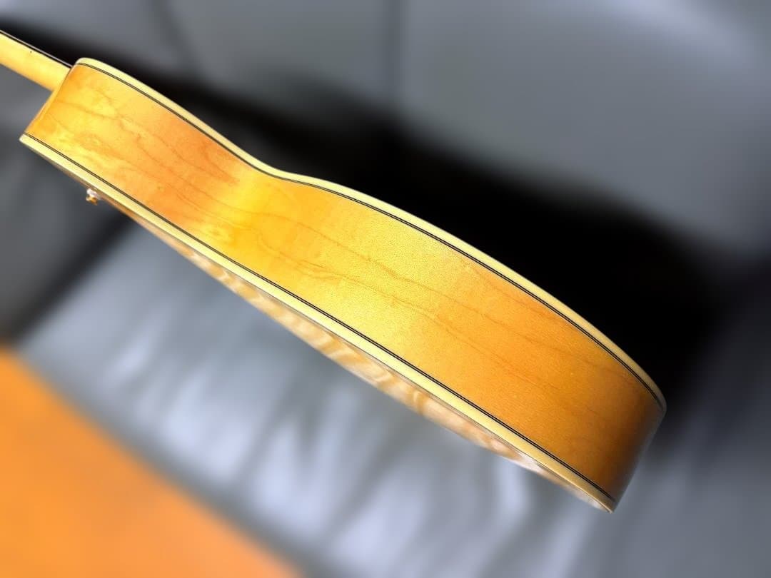 ★フルホロー！エピフォン・ブロードウェイがこれだ！超深鳴・新品同様の絶品！★