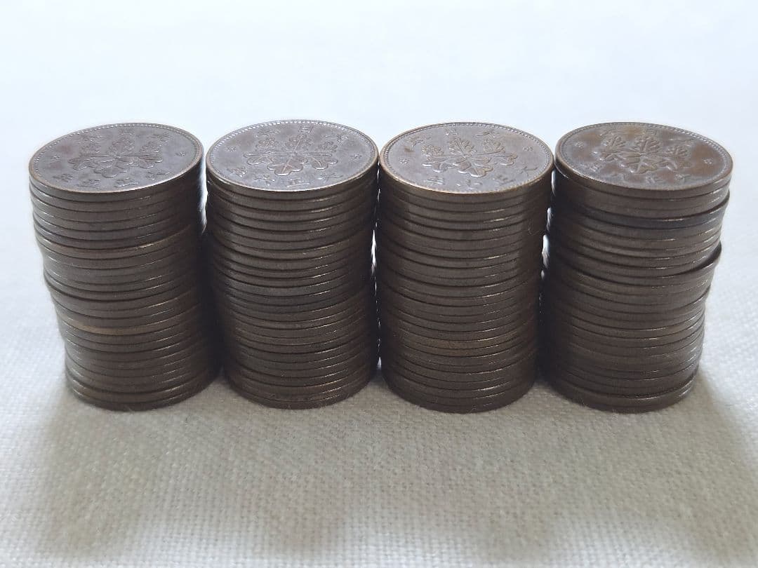 専用品　古銭　竜1銭特年10枚　桐1銭　特年　5厘　旧硬貨　　貨幣　外国