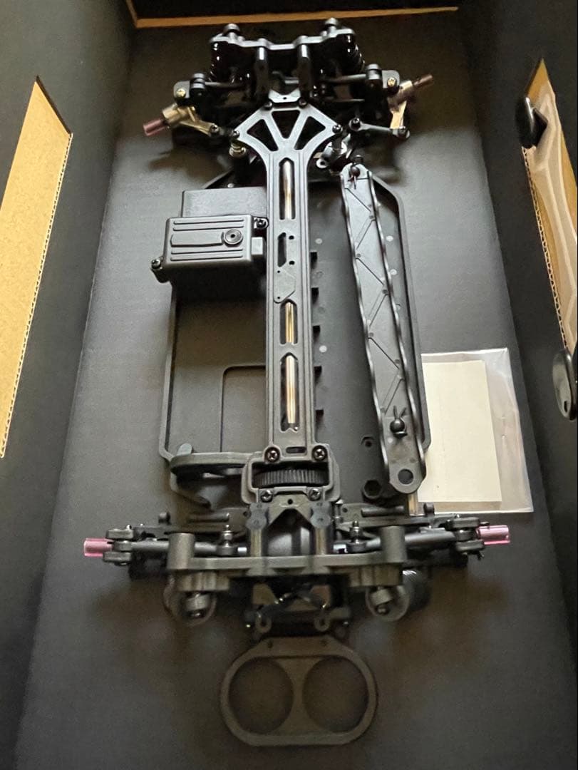 1/10 スバル　レガシィ（BC5)ツール•ド•コルスver. シャーシ組立済