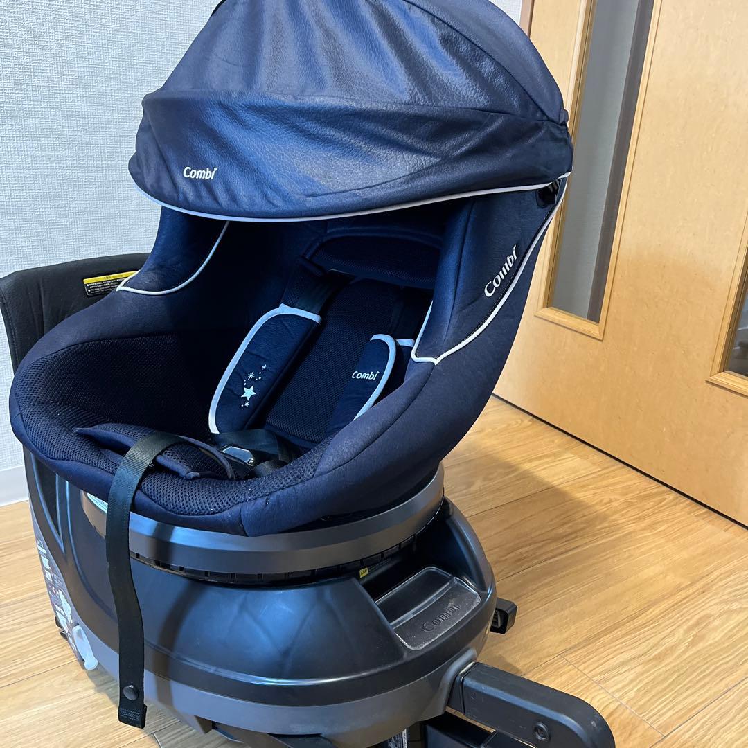 Combi ISOFIXシリーズ 車用チャイルドシート ネイビー