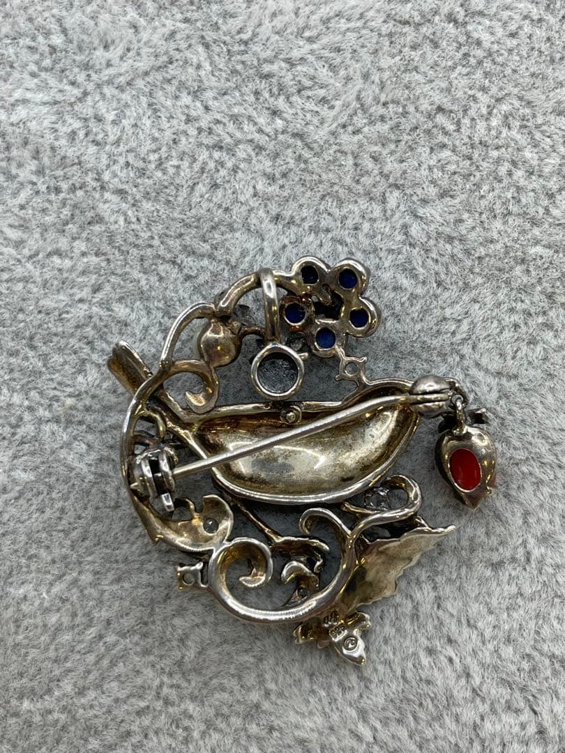 ウィリアム・モリス いちご泥棒 ブローチ　ペンダントヘッド　碌山　チャーム