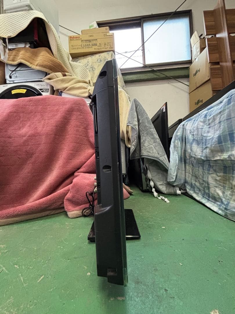 Panasonic液晶テレビTH-32D300(2016年製)