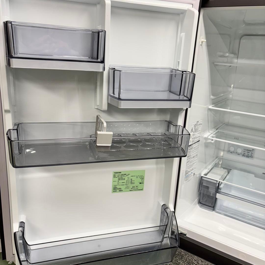 540東芝 024年製 大型冷蔵庫 ガラス割れあり 完動品　300L強　自動製氷