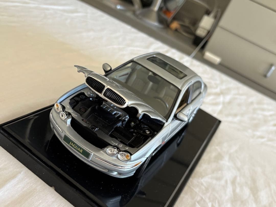 【希少】Maisto製 1/18 ジャガー X-TYPE 3.0 ミニカー
