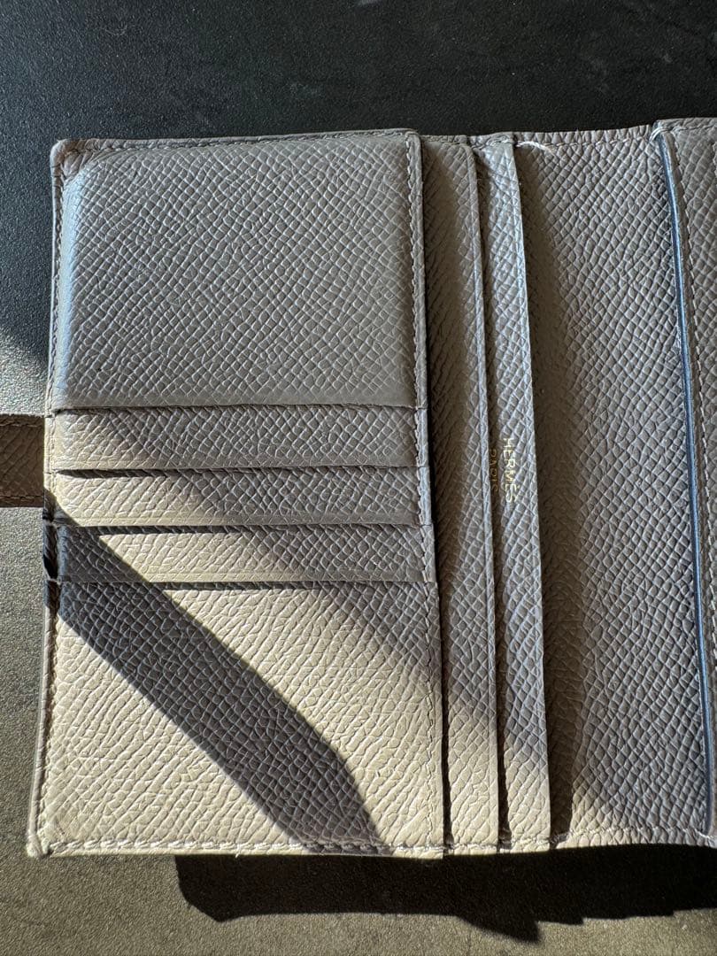 HERMES エルメス べアン コンパクト グリアスファルト ローズゴールド金具