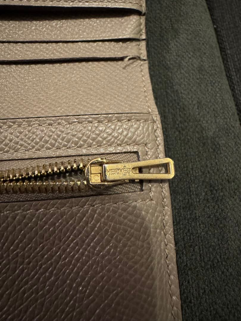 HERMES エルメス べアン コンパクト グリアスファルト ローズゴールド金具