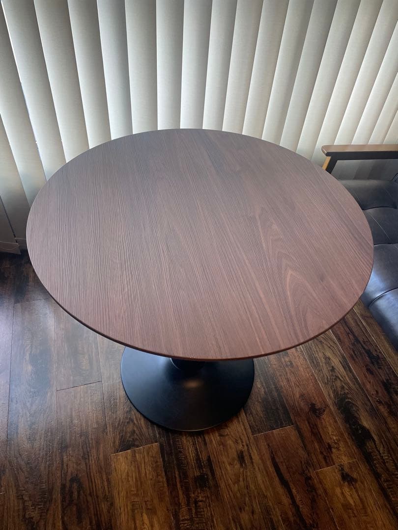 円形ダークブラウンテーブル 直径80cm