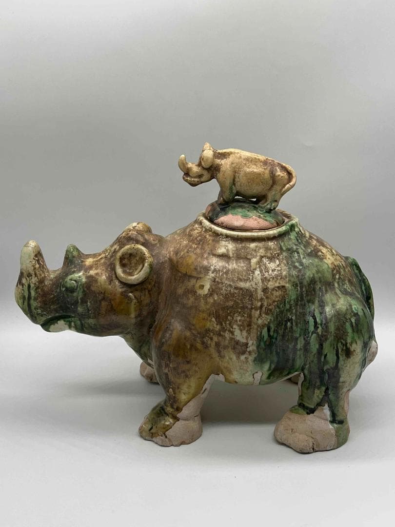 唐時代　唐三彩犀牛　極上品　【旧家旧蔵】　希少貴重　唐物(B-72)