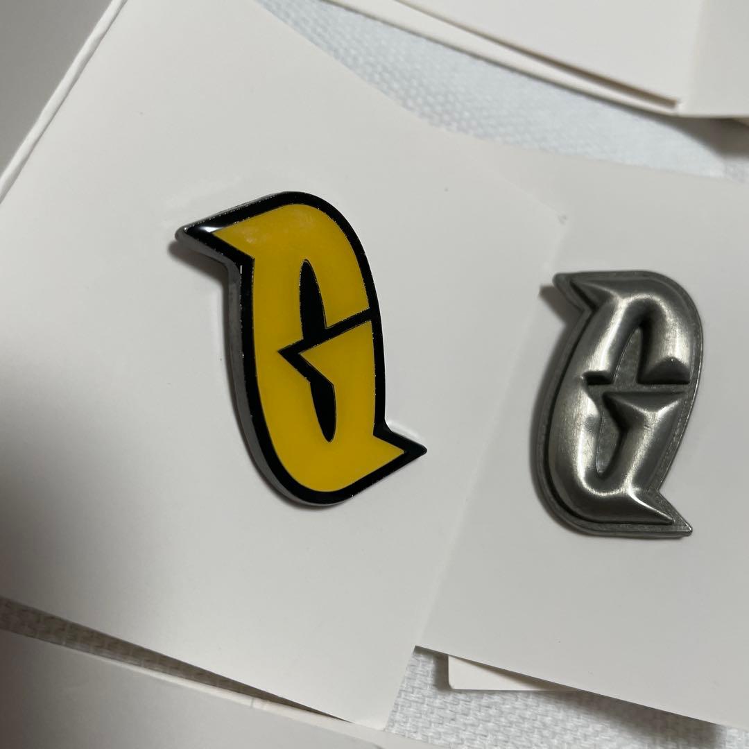 SECRET TEAMS ピンズコレクション　全12種セット