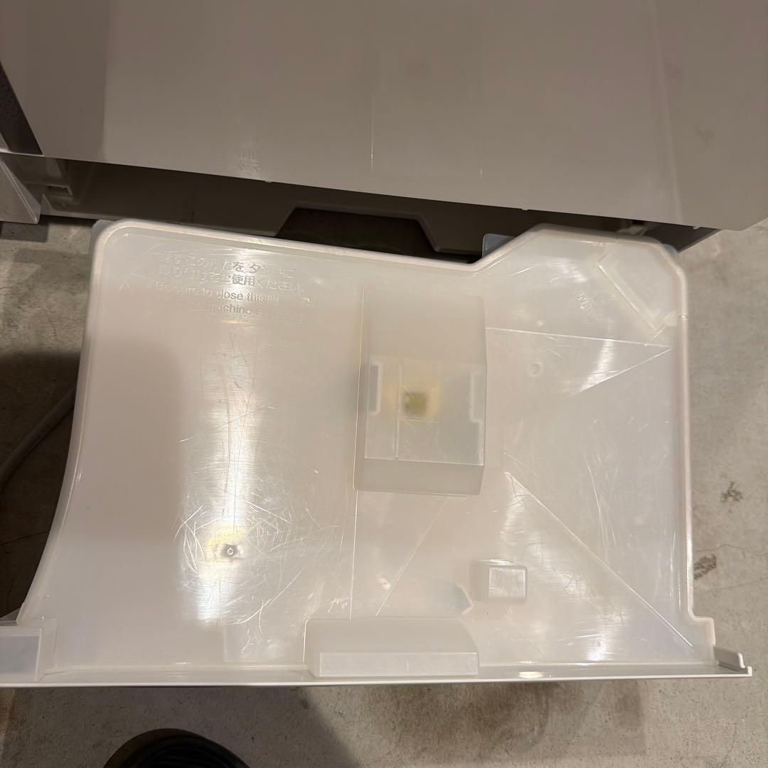 ゆ*ー様 F-YHUX90-H　2021年製Panasonic衣類乾燥除湿器アー