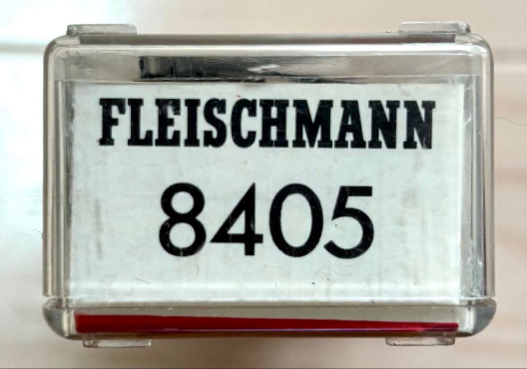 Nゲージ 北欧のミニ列車セット（DSBドッグノーズ機関車、タンク車、客車）