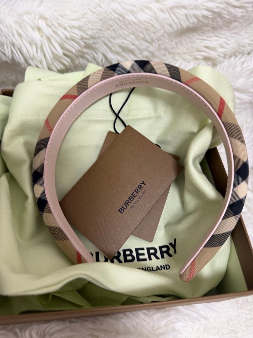 【新品】BURBERRY★チェック柄 カチューシャ