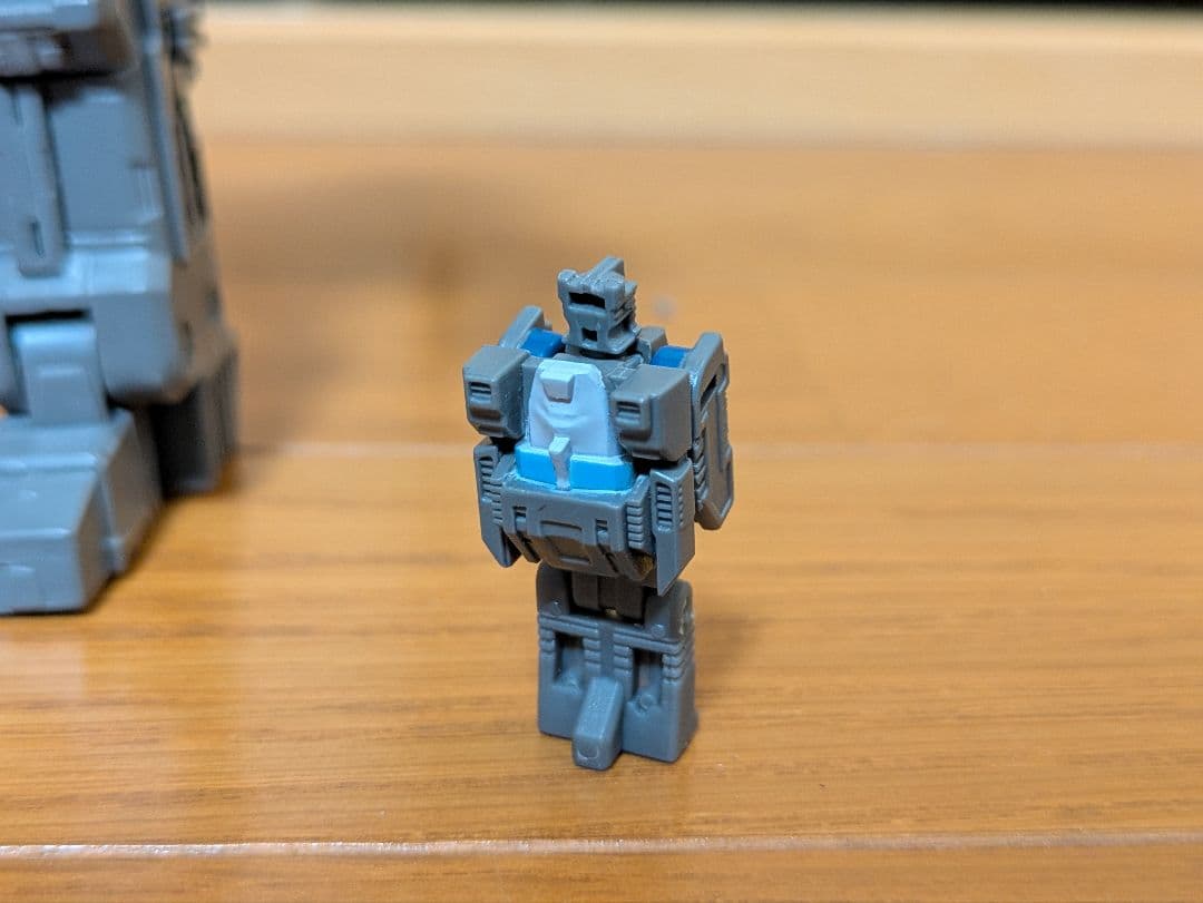 タカラトミー　トランスフォーマーレジェンズ　フォートレスマキシマス