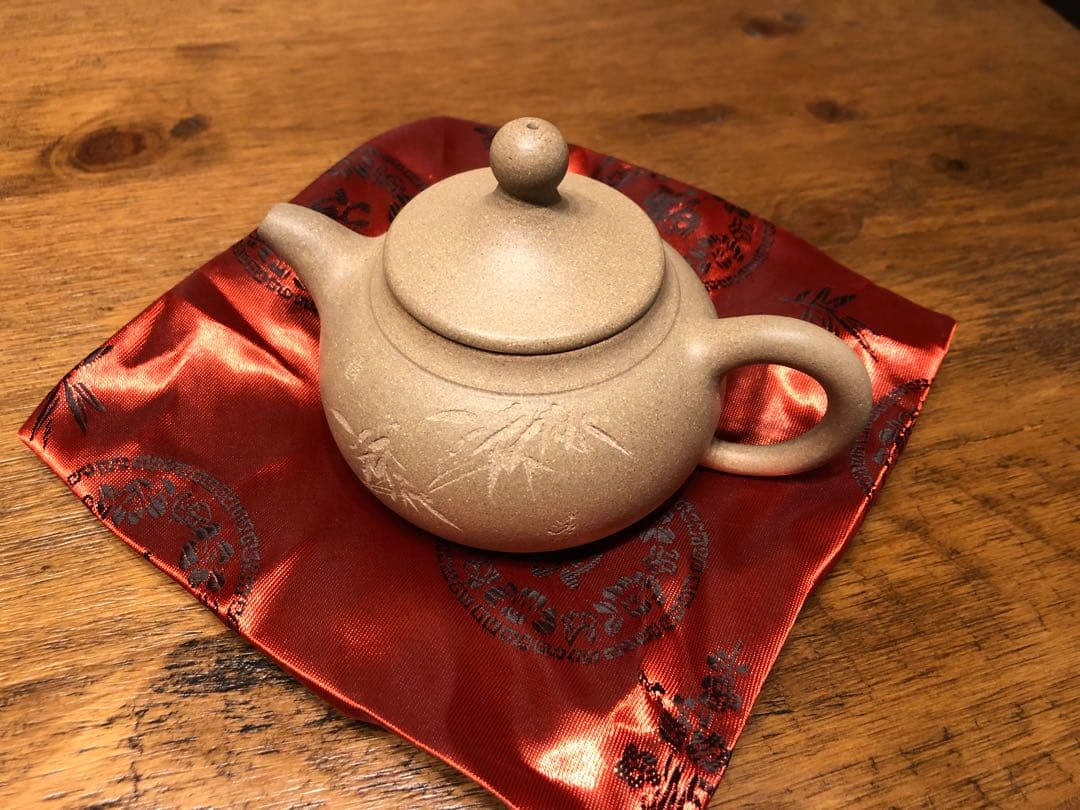 紫砂壺（たけの葉紋）東方の真珠