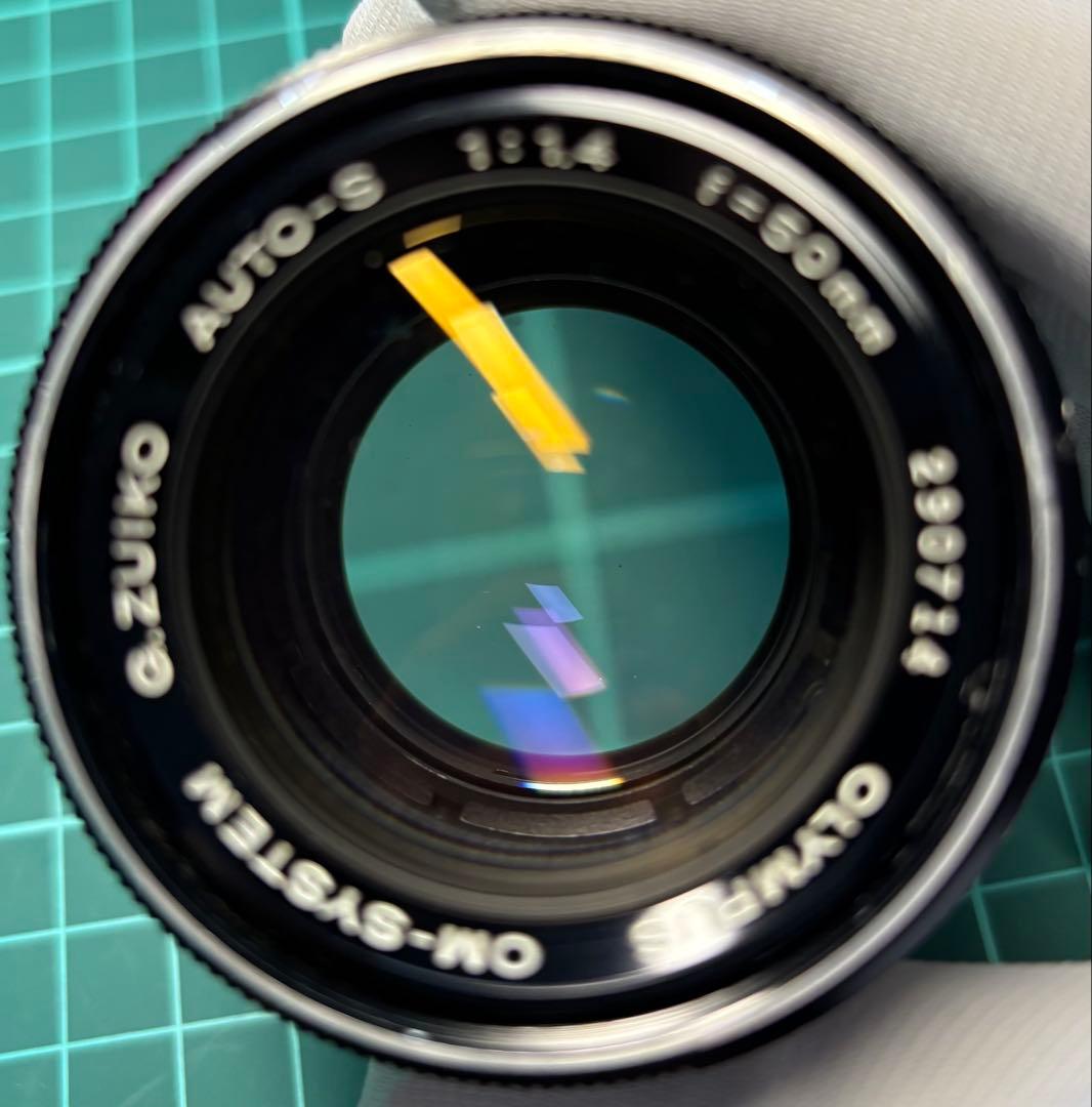 ★ OLYMPUS OM-1 (革ケース付) + ★ 標準50mm F1.4