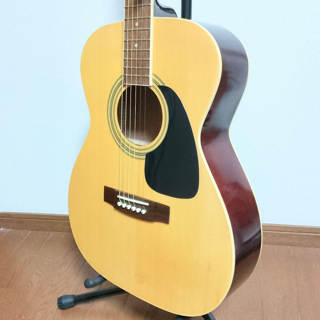 Takamine　T-F1/N　アコースティックギター　弦は新品に交換済み！