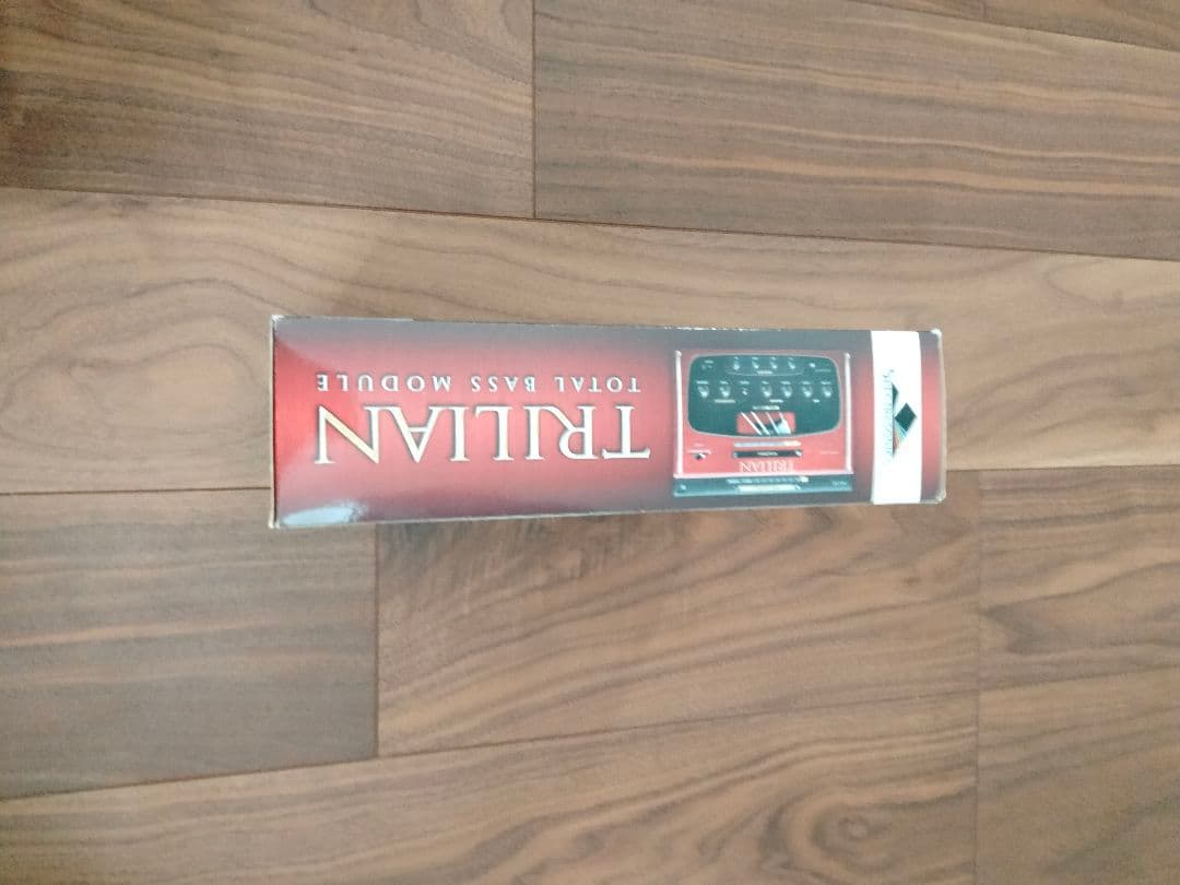 TRILIAN TOTAL BASS MODULE　ベースプラグインパッケージ版