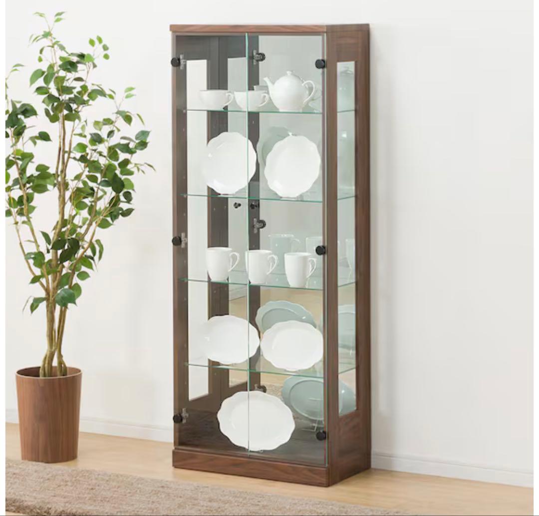 ニトリ　コレクションボード　フィギュアケース