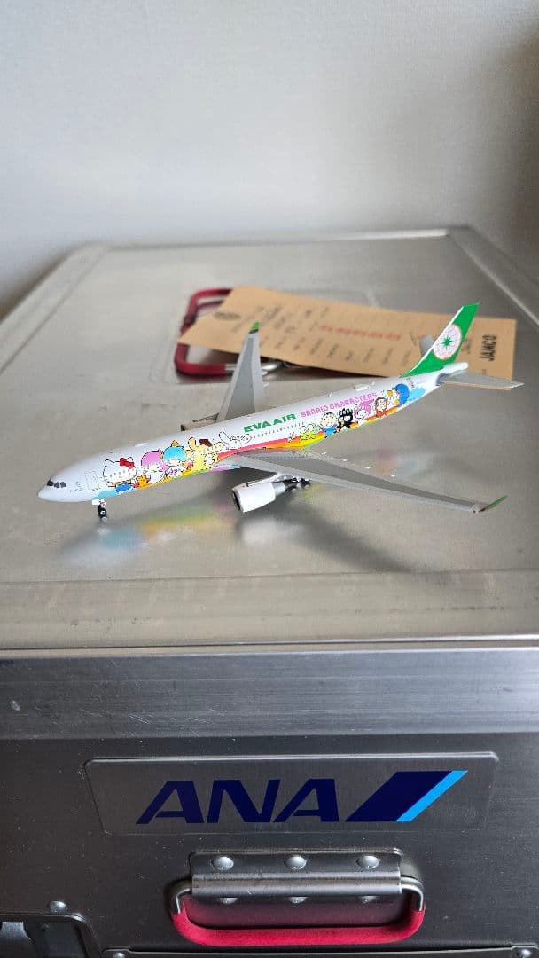 【エバー航空】 Airbus A330-300 サンリオキャラクター