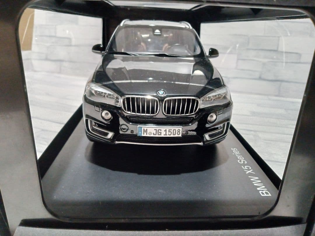 1/18 BMW X5 サファイアブラック　ディーラー正規品　ミニカー