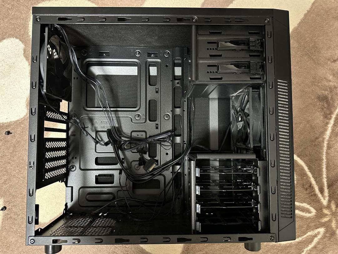 ケース コルセア CARBIDEシリーズ　100R　SilentEdition