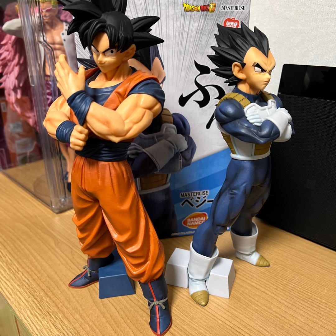 ドラゴンボール一番くじSTRONG CHAINS孫悟空 ・ベジータフィギュア