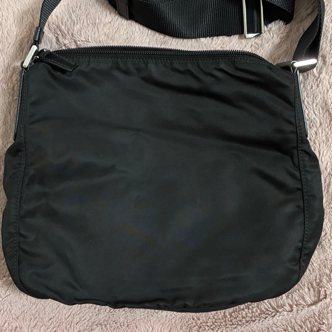 PRADA プラダ　ショルダーバッグ