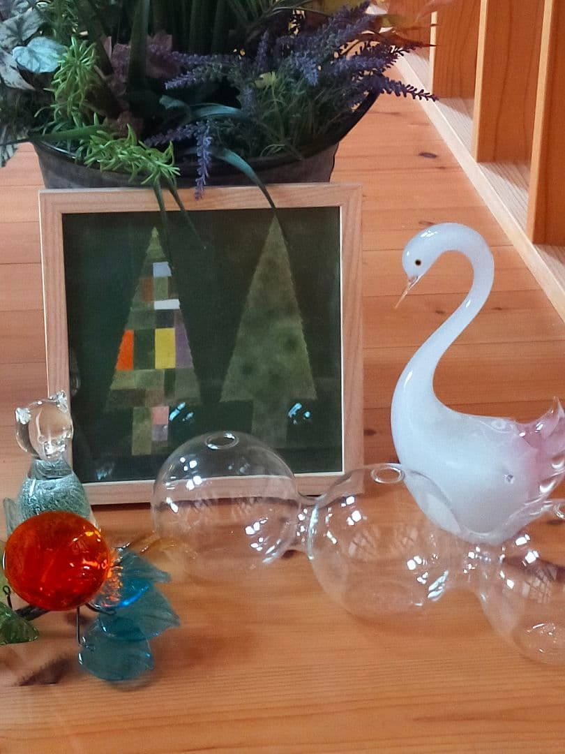 IDEE 秋山花 アート 琉球ガラス 白鳥 猫 フラワーベース