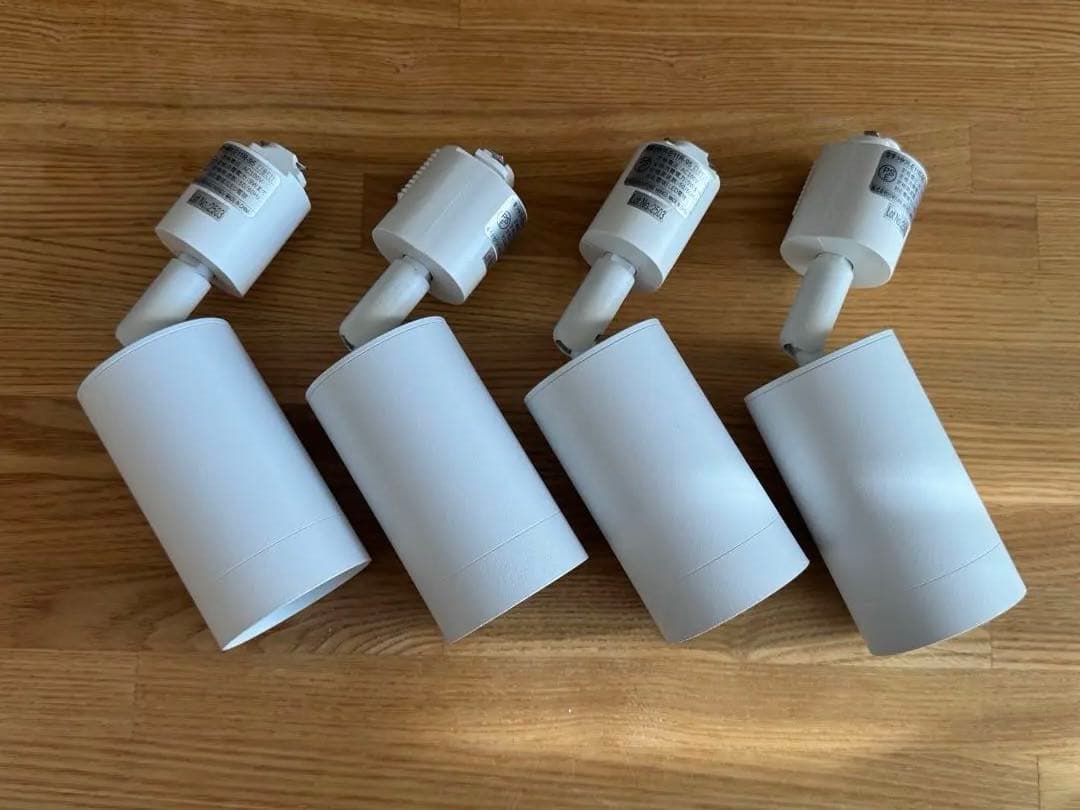 ヒカリ屋の照明ライト E11 40W相当 電球色 スポットライト 4個