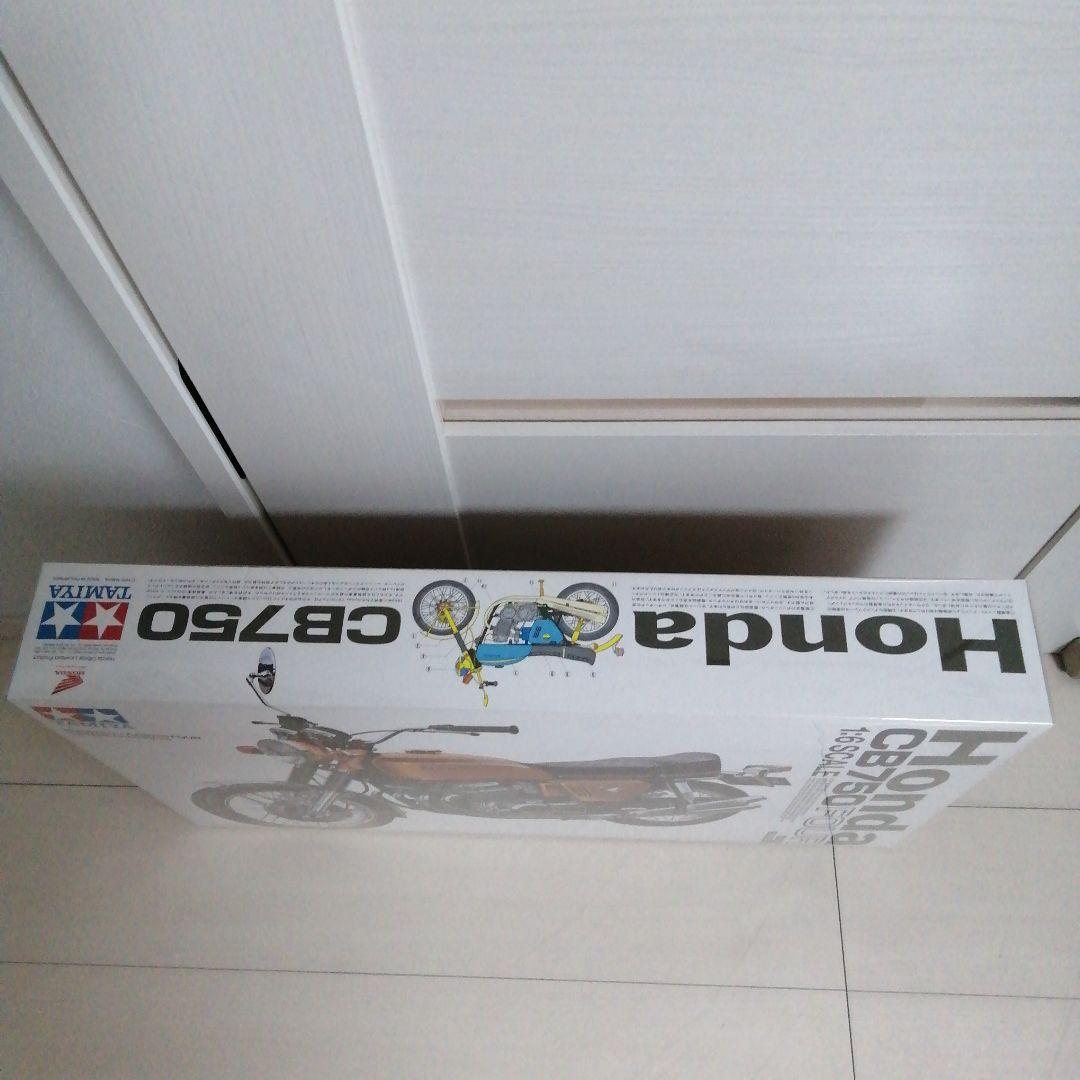 【新品・未組立】タミヤ1/6 オートバイシリーズ ホンダ CB750 FOUR