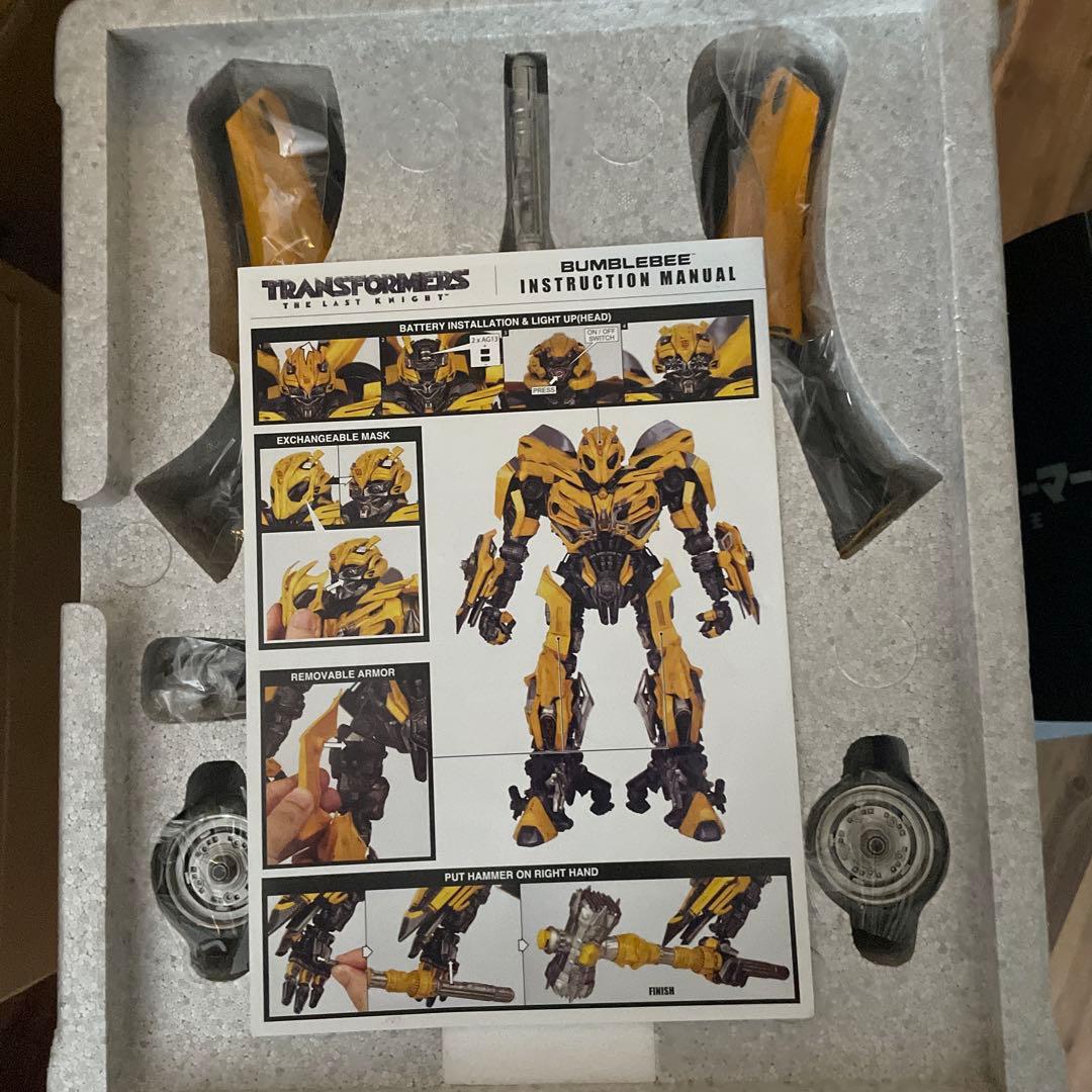 トランスフォーマー バンブルビー フィギュア　最後の騎士王　スリーエー