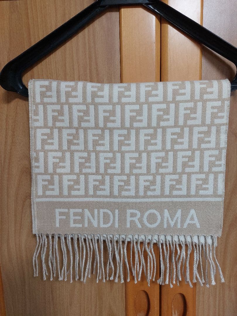 【美品】FENDI FFロゴ マフラー