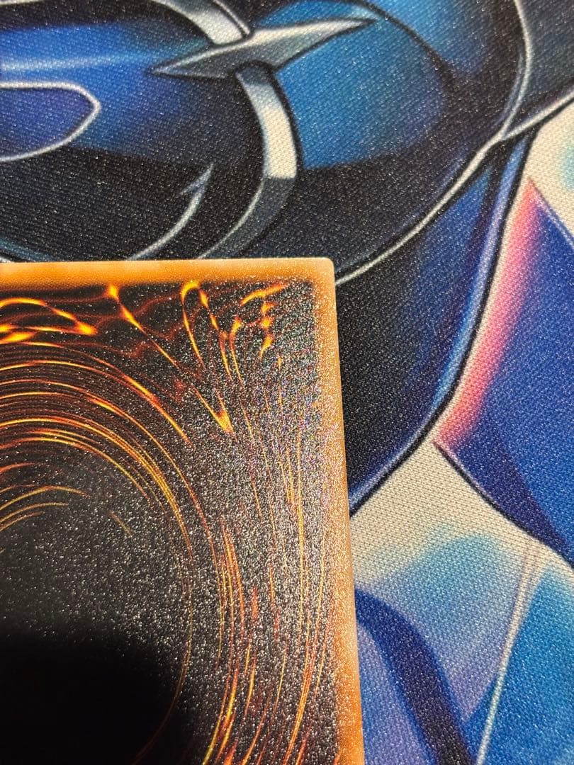 【美品】ブラックマジシャン　2期　レリーフ　スリーブ付