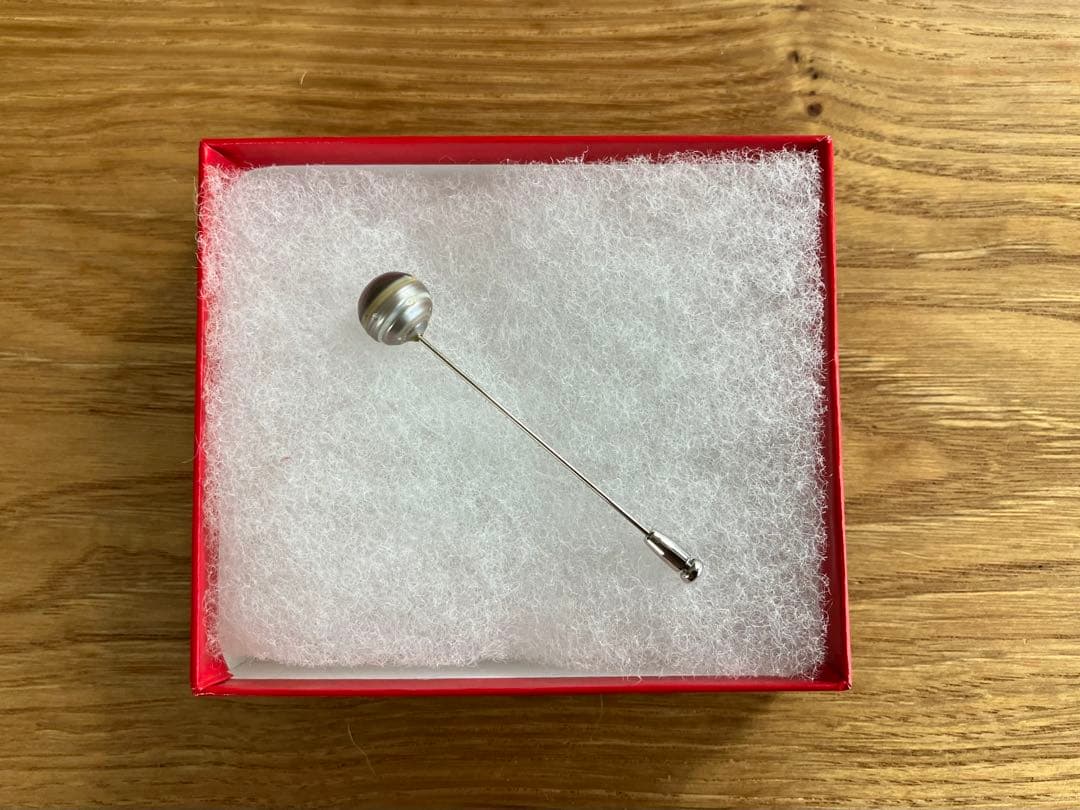 シンプルなピンブローチ　K14 WG