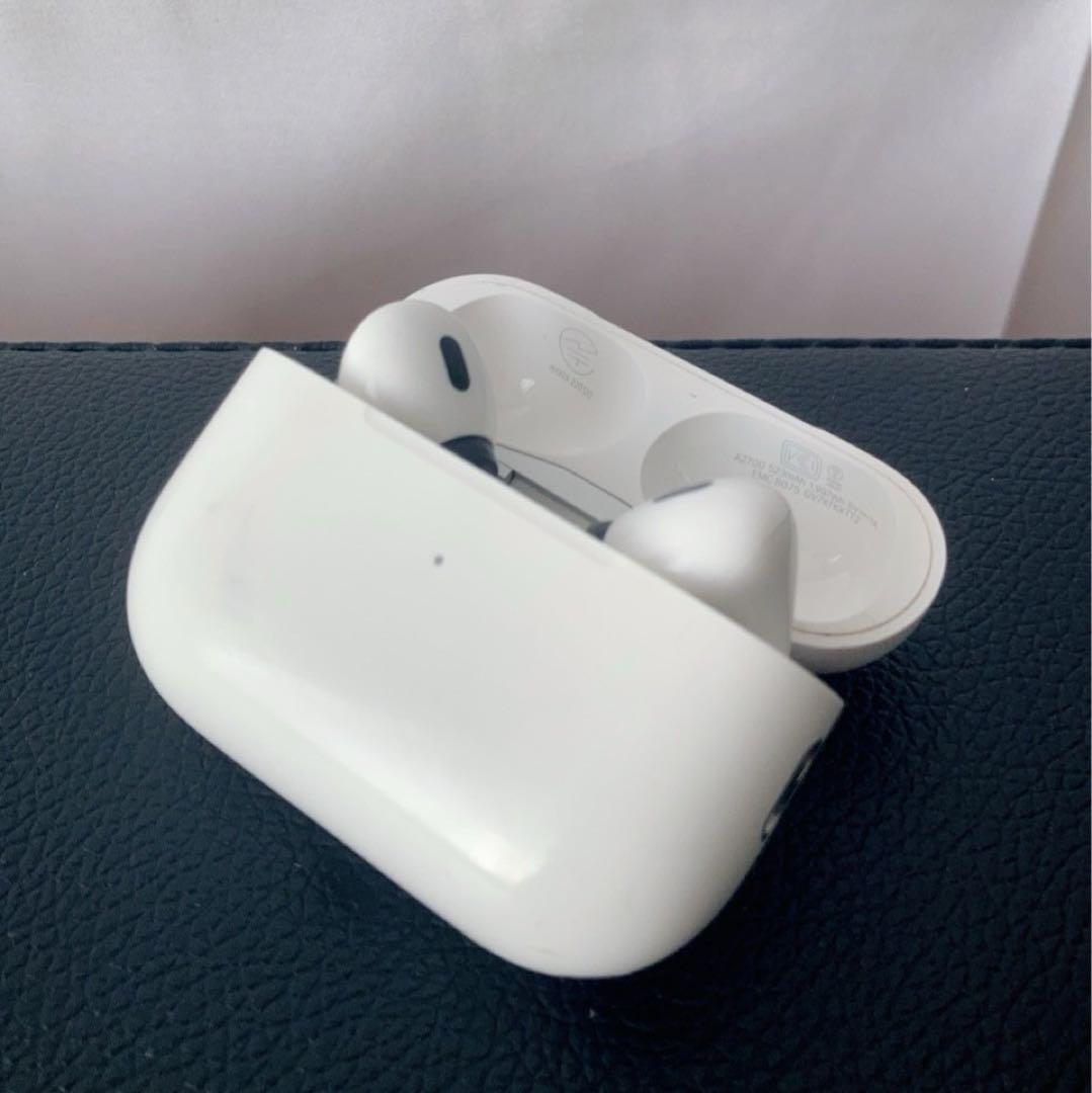 AirPods Pro第二世代 本体+ケースlightningポート