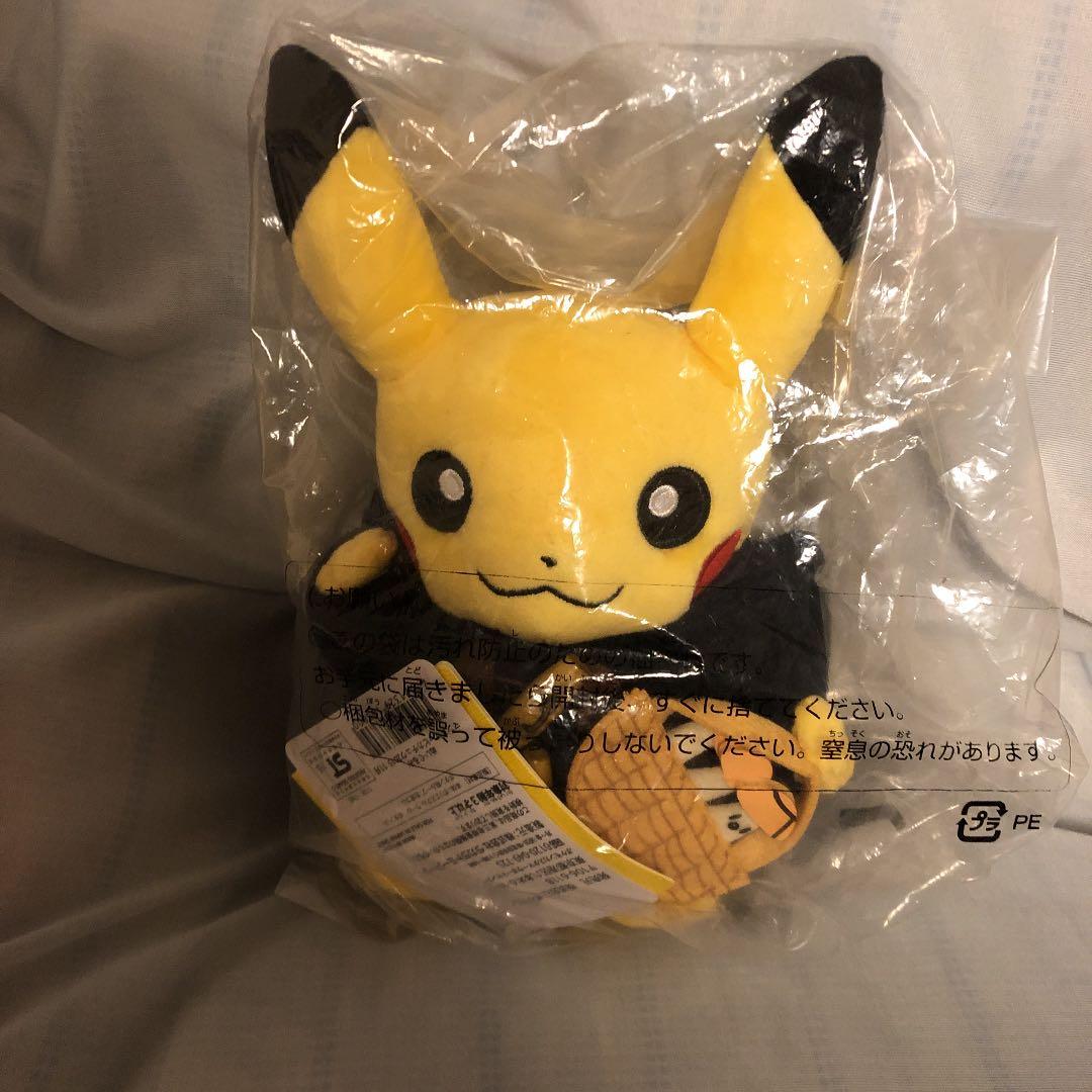 ポケモンセンター　ダッフルコート　ピカチュウ　ぬいぐるみ