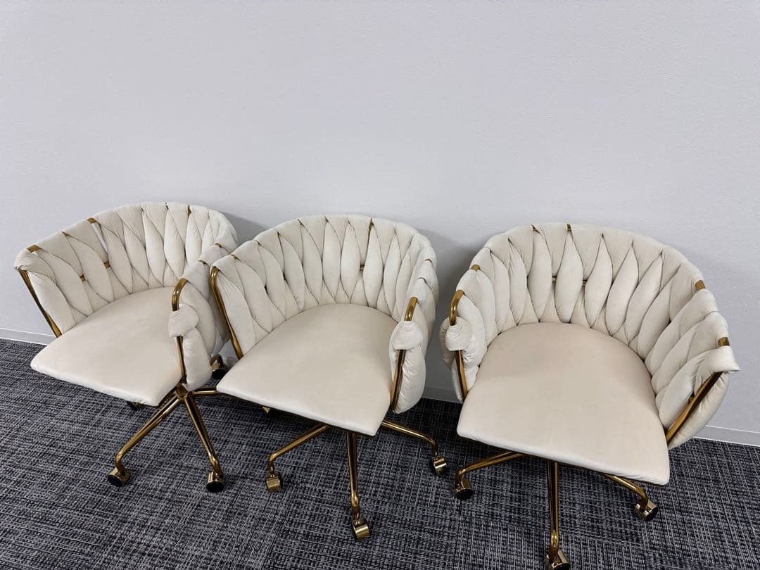 MOMOKO さま専用ホワイトラウンドチェア2脚セット