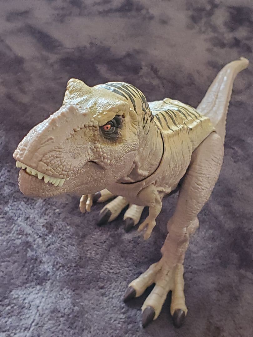 サウンド　ジュラシックワールド　吠えます　ティラノサウルス　恐竜　フィギュア　音