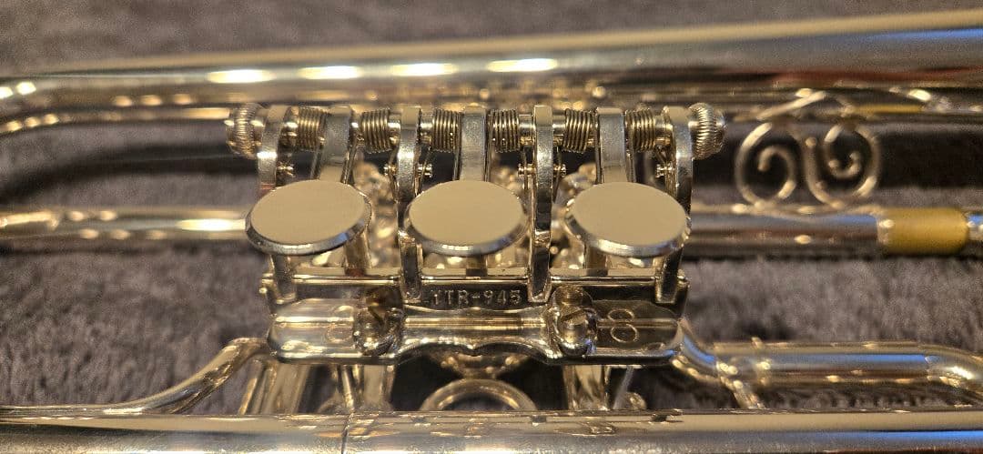 【美品】YAMAHA ヤマハ YTR-945 C管 ロータリー トランペット