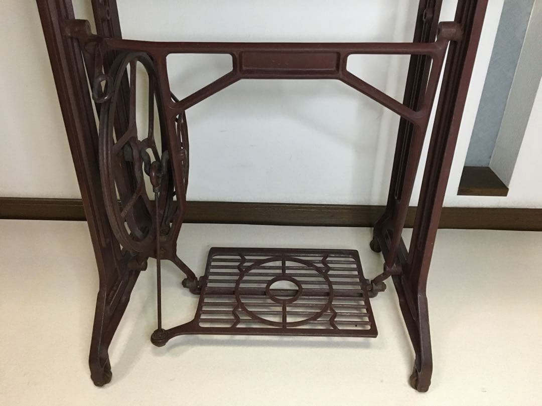 天板部のみ　ジャノメ 足踏み ミシンテーブル 飛騨産業の天板 リメイクテーブル