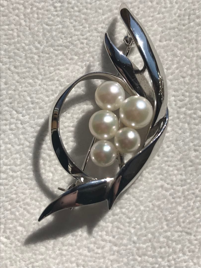【極美品♡】ミキモト ブローチ　あこや5珠　現行品