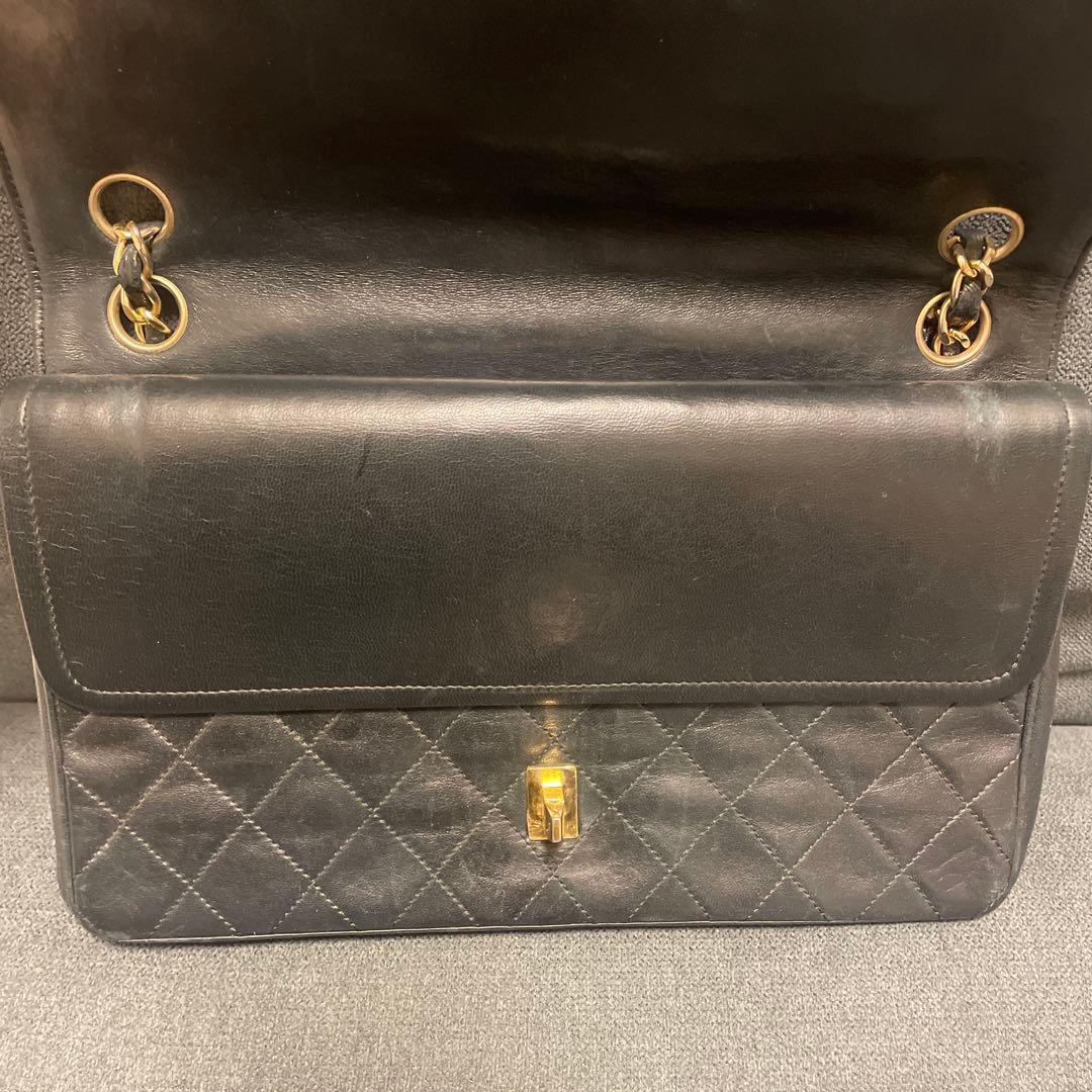 ノベルティ　CHANEL ブラック レザー ショルダーバッグ