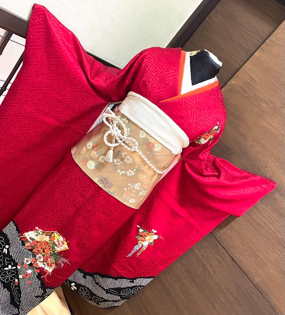 振袖フルセット6点サイズS絞り　正絹　赤色 花柄刺繍 売り切り終了