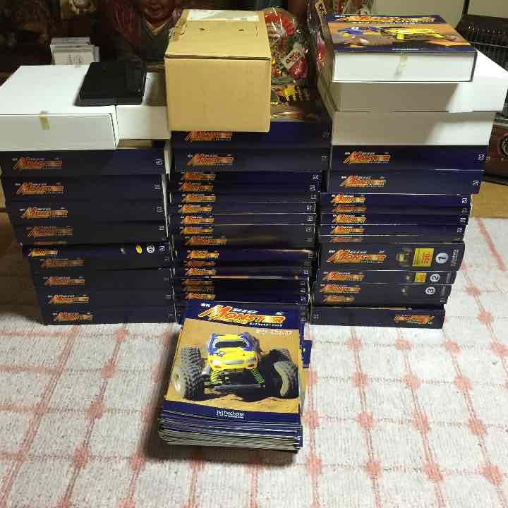 BIG MONSTER  4WD  エンジン付き RC参考価格147840円