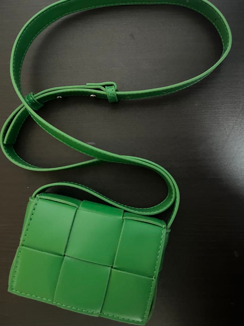 BOTTEGAショルダーバッグ