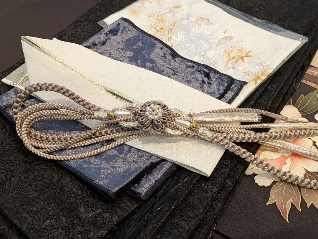 振袖フルセット 身丈152裄63.5 チャコールグレー 黒 金彩 成人式 逸品