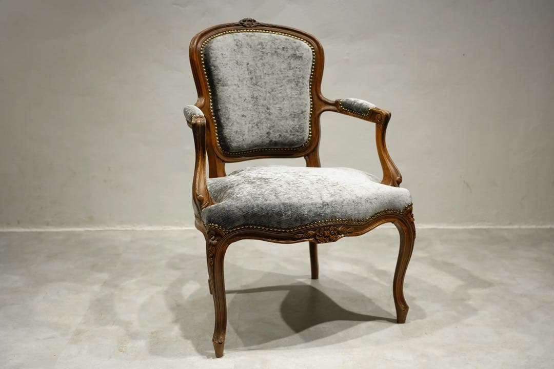 フランスアンティーク　louis xvi チェア　アーム　椅子