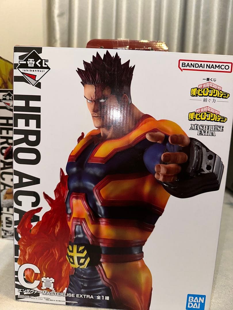 僕のヒーローアカデミア ホークス　エンデヴァー　デク